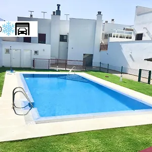 Atico Premium Conil Con 2 Terrazas, Parking, Piscina, Aire Ac Y Wifi -solo Familias Y Parejas- Conil De La Frontera